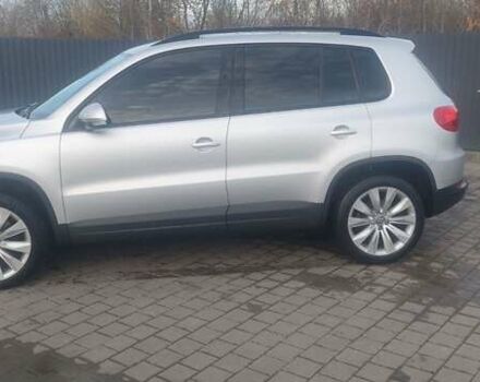 Серый Фольксваген Тигуан, объемом двигателя 1.98 л и пробегом 145 тыс. км за 12850 $, фото 4 на Automoto.ua