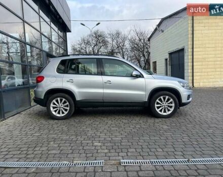 Сірий Фольксваген Тігуан, об'ємом двигуна 2 л та пробігом 196 тис. км за 13300 $, фото 7 на Automoto.ua