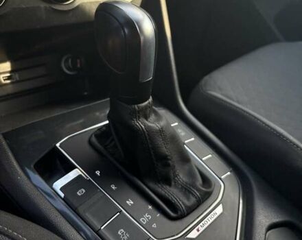 Сірий Фольксваген Тігуан, об'ємом двигуна 1.98 л та пробігом 116 тис. км за 18500 $, фото 17 на Automoto.ua