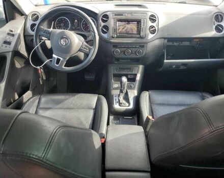 Серый Фольксваген Тигуан, объемом двигателя 2 л и пробегом 111 тыс. км за 1700 $, фото 7 на Automoto.ua