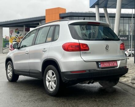 Сірий Фольксваген Тігуан, об'ємом двигуна 2 л та пробігом 172 тис. км за 11890 $, фото 3 на Automoto.ua