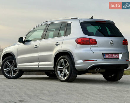 Серый Фольксваген Тигуан, объемом двигателя 2 л и пробегом 181 тыс. км за 15000 $, фото 2 на Automoto.ua