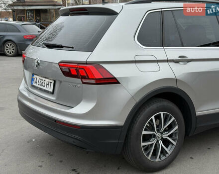 Серый Фольксваген Тигуан, объемом двигателя 2 л и пробегом 263 тыс. км за 18700 $, фото 50 на Automoto.ua