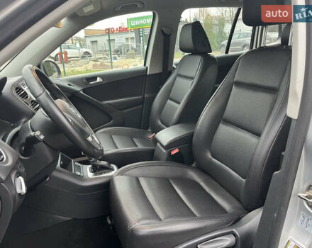 Серый Фольксваген Тигуан, объемом двигателя 2 л и пробегом 172 тыс. км за 10990 $, фото 5 на Automoto.ua