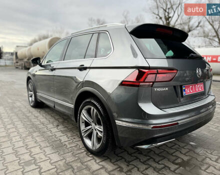 Сірий Фольксваген Тігуан, об'ємом двигуна 1.98 л та пробігом 163 тис. км за 28600 $, фото 5 на Automoto.ua