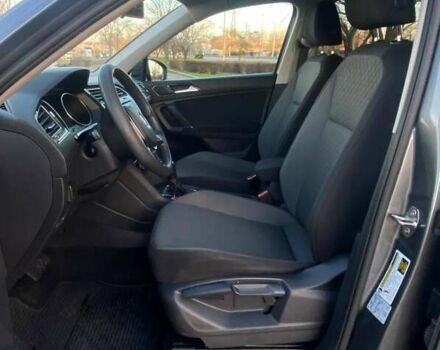 Серый Фольксваген Тигуан, объемом двигателя 2 л и пробегом 264 тыс. км за 15500 $, фото 16 на Automoto.ua