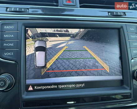 Серый Фольксваген Тигуан, объемом двигателя 2 л и пробегом 224 тыс. км за 25700 $, фото 62 на Automoto.ua