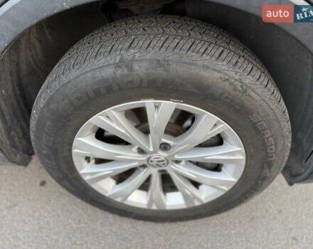 Сірий Фольксваген Тігуан, об'ємом двигуна 0 л та пробігом 146 тис. км за 16300 $, фото 6 на Automoto.ua