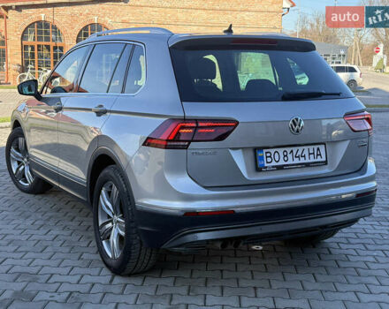 Серый Фольксваген Тигуан, объемом двигателя 2 л и пробегом 224 тыс. км за 25700 $, фото 23 на Automoto.ua
