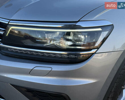 Серый Фольксваген Тигуан, объемом двигателя 2 л и пробегом 224 тыс. км за 25700 $, фото 47 на Automoto.ua