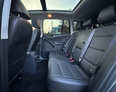 Сірий Фольксваген Тігуан, об'ємом двигуна 1.98 л та пробігом 158 тис. км за 13999 $, фото 4 на Automoto.ua