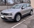 Сірий Фольксваген Тігуан, об'ємом двигуна 2 л та пробігом 250 тис. км за 15900 $, фото 4 на Automoto.ua