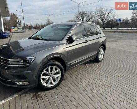Серый Фольксваген Тигуан, объемом двигателя 2 л и пробегом 197 тыс. км за 22900 $, фото 3 на Automoto.ua