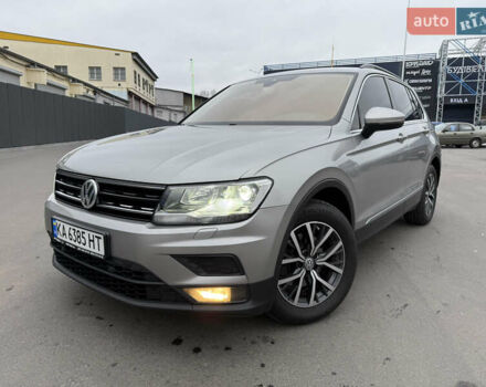 Серый Фольксваген Тигуан, объемом двигателя 2 л и пробегом 263 тыс. км за 18700 $, фото 3 на Automoto.ua
