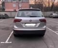 Сірий Фольксваген Тігуан, об'ємом двигуна 2 л та пробігом 250 тис. км за 15900 $, фото 10 на Automoto.ua