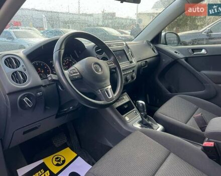 Сірий Фольксваген Тігуан, об'ємом двигуна 2 л та пробігом 196 тис. км за 13300 $, фото 10 на Automoto.ua