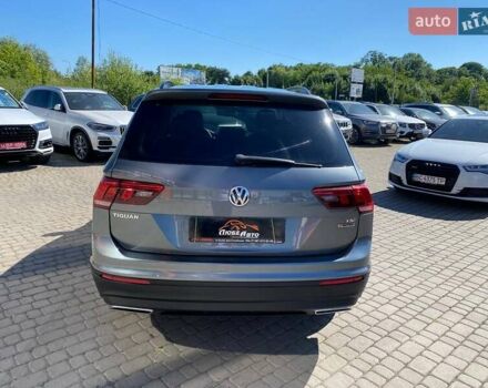 Серый Фольксваген Тигуан, объемом двигателя 2 л и пробегом 172 тыс. км за 14300 $, фото 5 на Automoto.ua