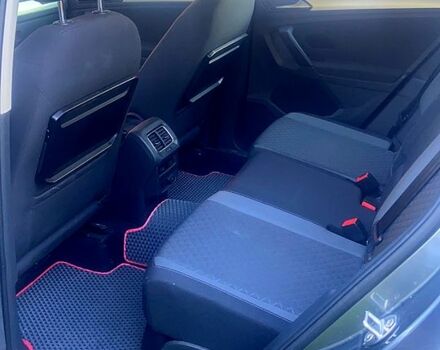 Серый Фольксваген Тигуан, объемом двигателя 2 л и пробегом 118 тыс. км за 23600 $, фото 6 на Automoto.ua