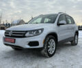 Серый Фольксваген Тигуан, объемом двигателя 2 л и пробегом 101 тыс. км за 14499 $, фото 1 на Automoto.ua