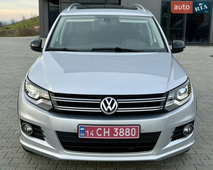 Серый Фольксваген Тигуан, объемом двигателя 2 л и пробегом 181 тыс. км за 15000 $, фото 6 на Automoto.ua