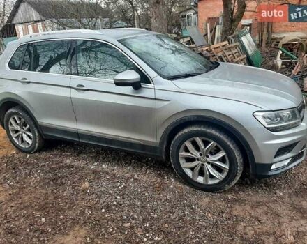 Серый Фольксваген Тигуан, объемом двигателя 1.98 л и пробегом 241 тыс. км за 24000 $, фото 7 на Automoto.ua