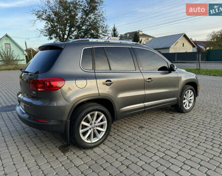 Сірий Фольксваген Тігуан, об'ємом двигуна 1.98 л та пробігом 158 тис. км за 13999 $, фото 5 на Automoto.ua
