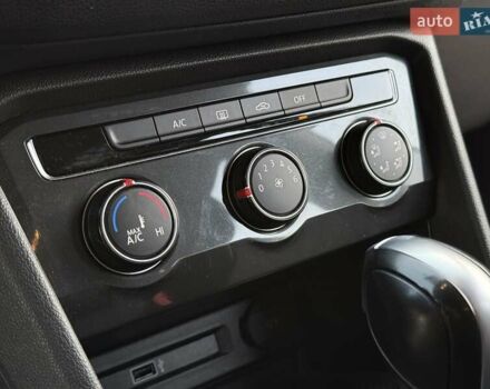 Сірий Фольксваген Тігуан, об'ємом двигуна 0 л та пробігом 146 тис. км за 16300 $, фото 18 на Automoto.ua