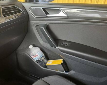 Серый Фольксваген Тигуан, объемом двигателя 2 л и пробегом 197 тыс. км за 22900 $, фото 13 на Automoto.ua