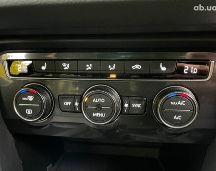 Серый Фольксваген Тигуан, объемом двигателя 2 л и пробегом 205 тыс. км за 16940 $, фото 43 на Automoto.ua