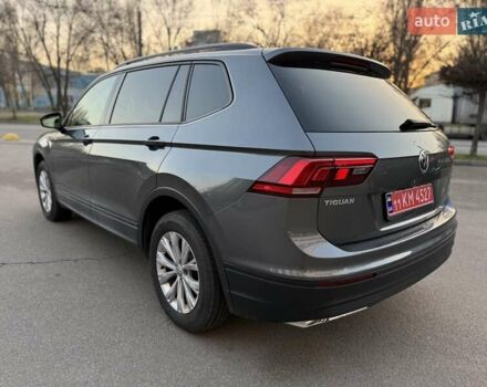 Сірий Фольксваген Тігуан, об'ємом двигуна 0 л та пробігом 146 тис. км за 16300 $, фото 10 на Automoto.ua