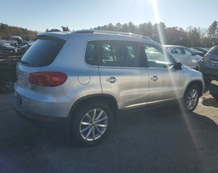 Сірий Фольксваген Тігуан, об'ємом двигуна 2 л та пробігом 156 тис. км за 9200 $, фото 5 на Automoto.ua