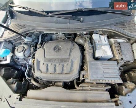 Сірий Фольксваген Тігуан, об'ємом двигуна 1.98 л та пробігом 163 тис. км за 24000 $, фото 2 на Automoto.ua