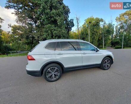 Сірий Фольксваген Тігуан, об'ємом двигуна 1.98 л та пробігом 163 тис. км за 24000 $, фото 18 на Automoto.ua