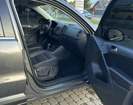 Сірий Фольксваген Тігуан, об'ємом двигуна 1.98 л та пробігом 158 тис. км за 13999 $, фото 23 на Automoto.ua