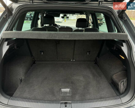 Сірий Фольксваген Тігуан, об'ємом двигуна 1.98 л та пробігом 163 тис. км за 28600 $, фото 26 на Automoto.ua