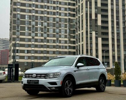 Серый Фольксваген Тигуан, объемом двигателя 2 л и пробегом 77 тыс. км за 19700 $, фото 7 на Automoto.ua