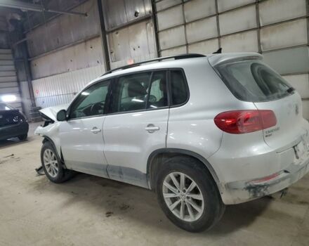 Сірий Фольксваген Тігуан, об'ємом двигуна 2 л та пробігом 187 тис. км за 6900 $, фото 3 на Automoto.ua