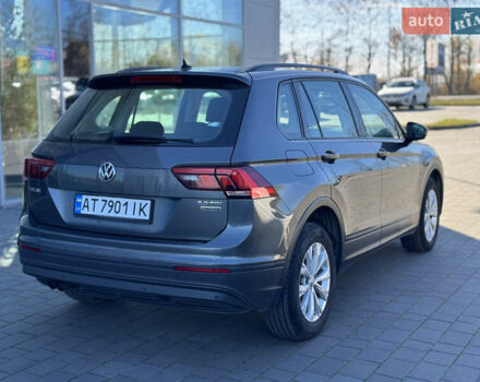 Сірий Фольксваген Тігуан, об'ємом двигуна 1.98 л та пробігом 84 тис. км за 23750 $, фото 5 на Automoto.ua