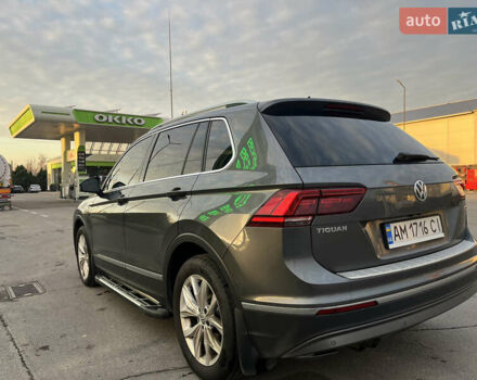 Сірий Фольксваген Тігуан, об'ємом двигуна 1.97 л та пробігом 145 тис. км за 27200 $, фото 5 на Automoto.ua