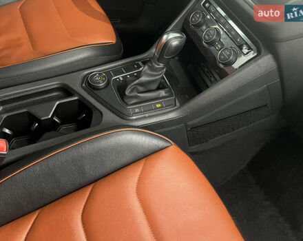 Сірий Фольксваген Тігуан, об'ємом двигуна 2 л та пробігом 175 тис. км за 19300 $, фото 19 на Automoto.ua