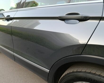 Серый Фольксваген Тигуан, объемом двигателя 2 л и пробегом 180 тыс. км за 30000 $, фото 9 на Automoto.ua