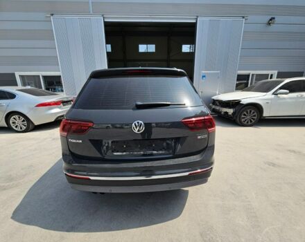 Серый Фольксваген Тигуан, объемом двигателя 2 л и пробегом 80 тыс. км за 16500 $, фото 8 на Automoto.ua