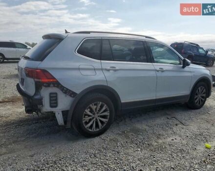 Сірий Фольксваген Тігуан, об'ємом двигуна 1.98 л та пробігом 121 тис. км за 4400 $, фото 4 на Automoto.ua