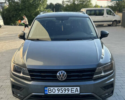 Сірий Фольксваген Тігуан, об'ємом двигуна 1.98 л та пробігом 145 тис. км за 17800 $, фото 2 на Automoto.ua