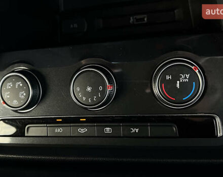 Серый Фольксваген Тигуан, объемом двигателя 2 л и пробегом 190 тыс. км за 17700 $, фото 17 на Automoto.ua