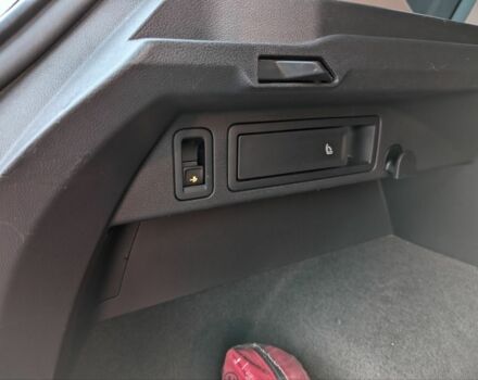 Серый Фольксваген Тигуан, объемом двигателя 2 л и пробегом 160 тыс. км за 30900 $, фото 12 на Automoto.ua