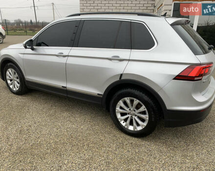 Серый Фольксваген Тигуан, объемом двигателя 1.97 л и пробегом 186 тыс. км за 22500 $, фото 11 на Automoto.ua