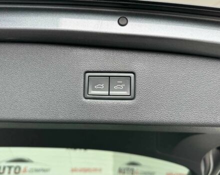 Серый Фольксваген Тигуан, объемом двигателя 2 л и пробегом 155 тыс. км за 28450 $, фото 20 на Automoto.ua