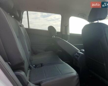 Сірий Фольксваген Тігуан, об'ємом двигуна 1.98 л та пробігом 121 тис. км за 4400 $, фото 8 на Automoto.ua