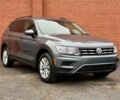 Серый Фольксваген Тигуан, объемом двигателя 2 л и пробегом 39 тыс. км за 4000 $, фото 1 на Automoto.ua
